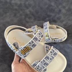 CD Sandals 🦋