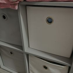 4 Cube Dresser