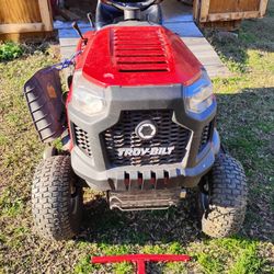Troy Bilt Tractor 