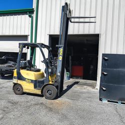 Yale 4000lb Forklift 8717 Hours 