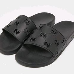 Gucci RUBBER GG Slides Mens 9M Authentic 