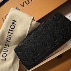 Louis Vuitton Clémence Authentic New