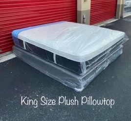 NEW Mattress King Size Plush Pillowtop With Box Spring // Offer  🚚