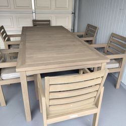 Outdoor patio teak wood table and 8 chairs 