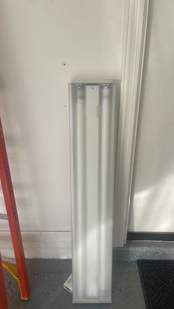 Fluorescent Light Fixture with Prismatic Lens Cover
