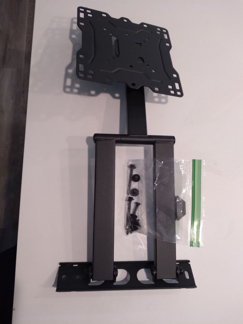 Rotating TV Wall Mount and Hardware