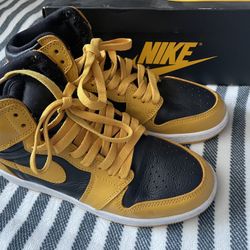 Air Jordan 1  Pollen