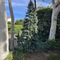 10’ Artificial Christmas Tree 