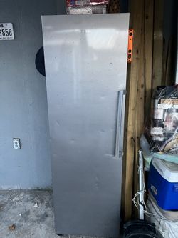 Refrigerator And Frezer Converter $$$220