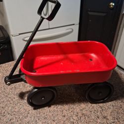 Radio Flyer Decor Wagon