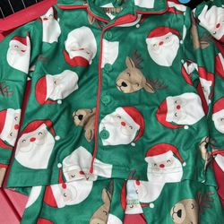 New. 2pc Soft Flannel Holiday Pjs. See Description