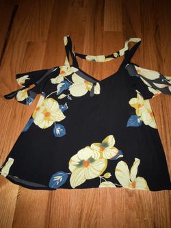 Floral top