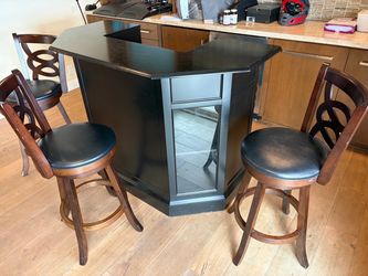 Black Home Bar Cabinet with 3 Bar Stools