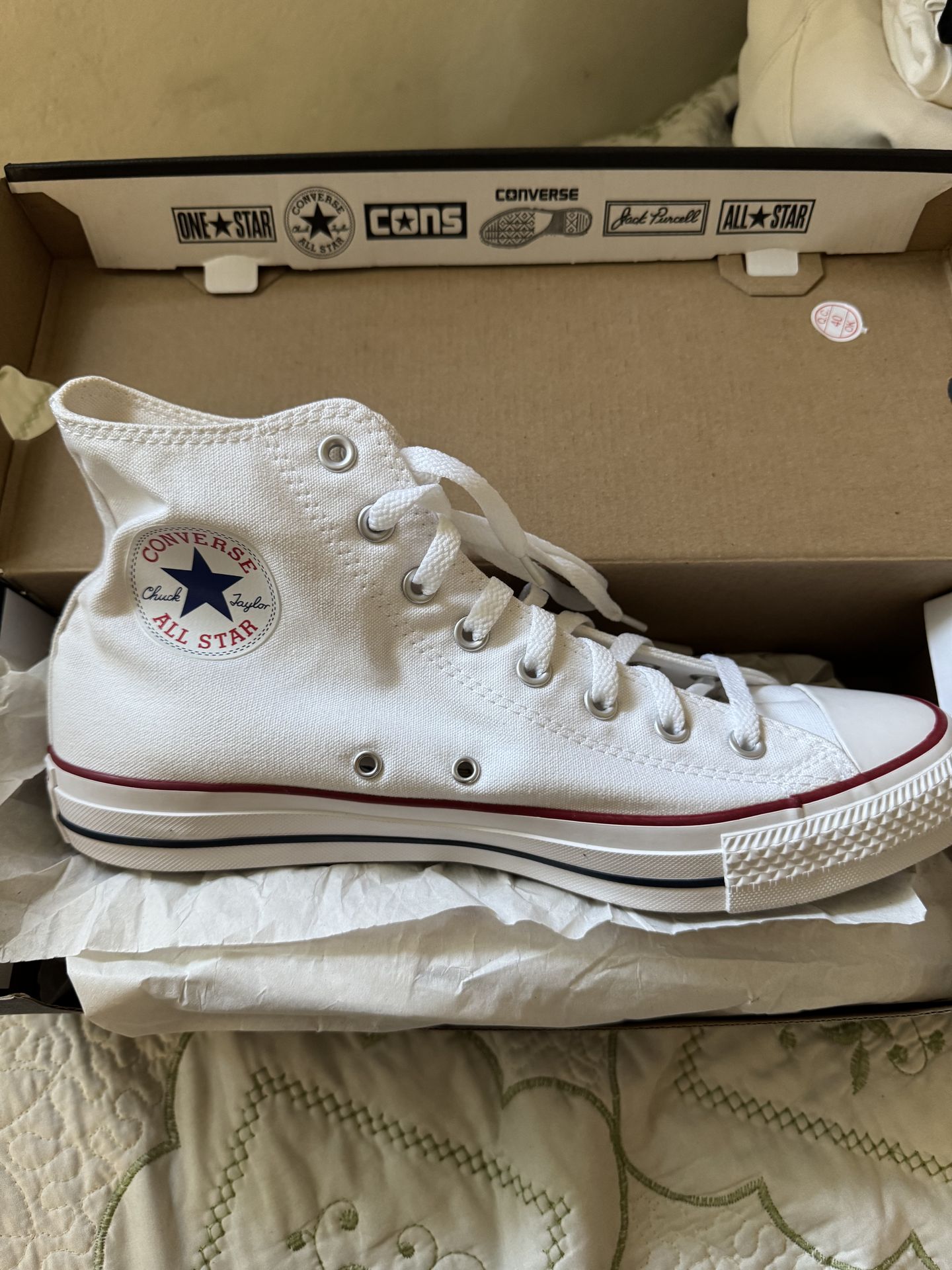 NEW Converse Chuck Taylor White