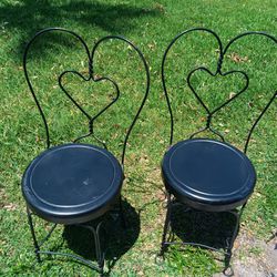 Pair Of Vintage Wrought Iron Sweetheart Design Twisted Metal Ice Cream Parlor Chairs Seat 14". 35 In By 18 In