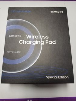 SAMSUNG wireless charging pad