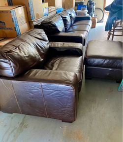 Z Gallerie Leather Furniture Set