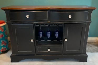 Wine bar / Coffee bar cabinet