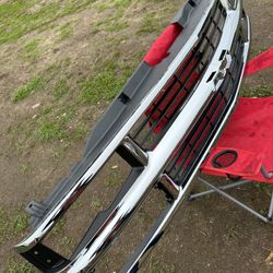 New Chevy Silverado Tahoe Grille 94-98
