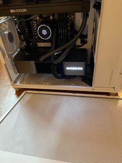 GAMING PC RTX 4080 WITH TWO MONITORS