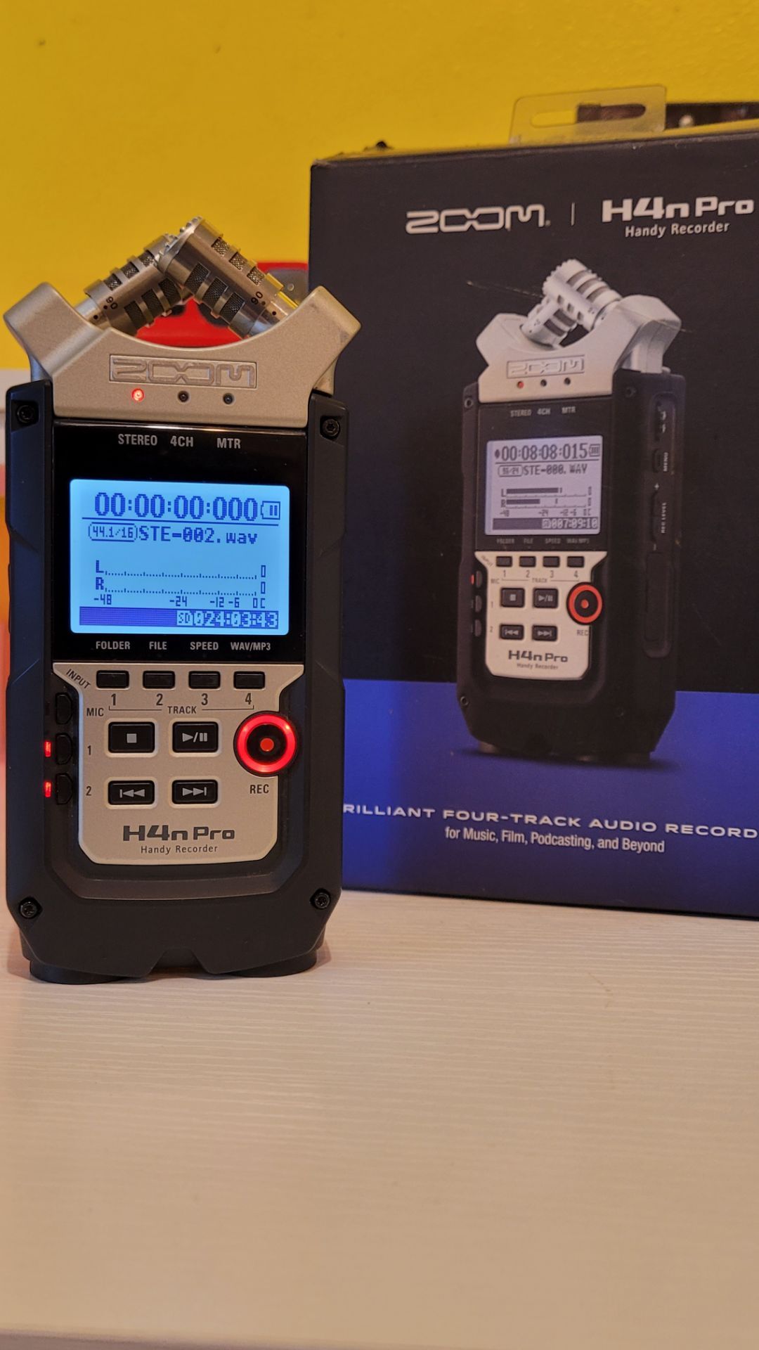 Like New Zoom H4N Pro multi-track Recorder