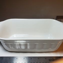 Vtg Pfaltzgraff Heritage White 2 Qt Bread Loaf Pan #235 USA
The bottom 2 lines are scratches. Not cracks. In Great Condition overall. 
9*5*3"
Net weig