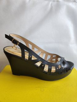 Women's Shoes Size 7