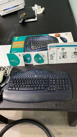 LX 500 Logitech Wireless Keyboard  and USB Mouse