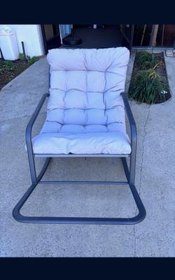 New Assembled, Rocking Lounge Chair Indoor Outdoor Recliner with Footrest & Cushion, 450lbs Weight Capacity