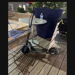 Ultra Slim E - Scooter !!