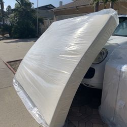 King Mattress For Free And Box Springs 
