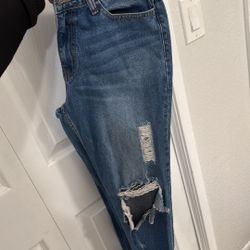 Fashion Nova Jeans 