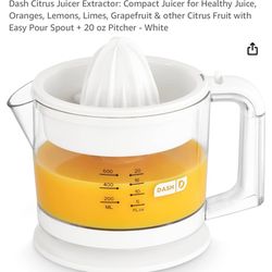 Dash Citrus Juicer Extractor: Compact Juicer for Healthy Juice, Oranges, Lemons, Limes, Grapefruit & other Citrus Fruit with Easy Pour Spout + 20 oz P