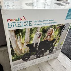 New Munchkin Ultra-lite Stroller Wagon