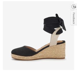 Size 6 1/2 Kelly and Kate Wedge