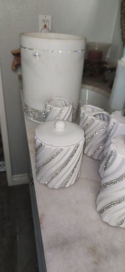 Ceramic bathroom set Bella Lux
