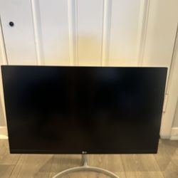 27 Inch LG 4k monitor 27UL850-W