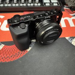 Sony Zve10 With 15mm F1.4 Lens 