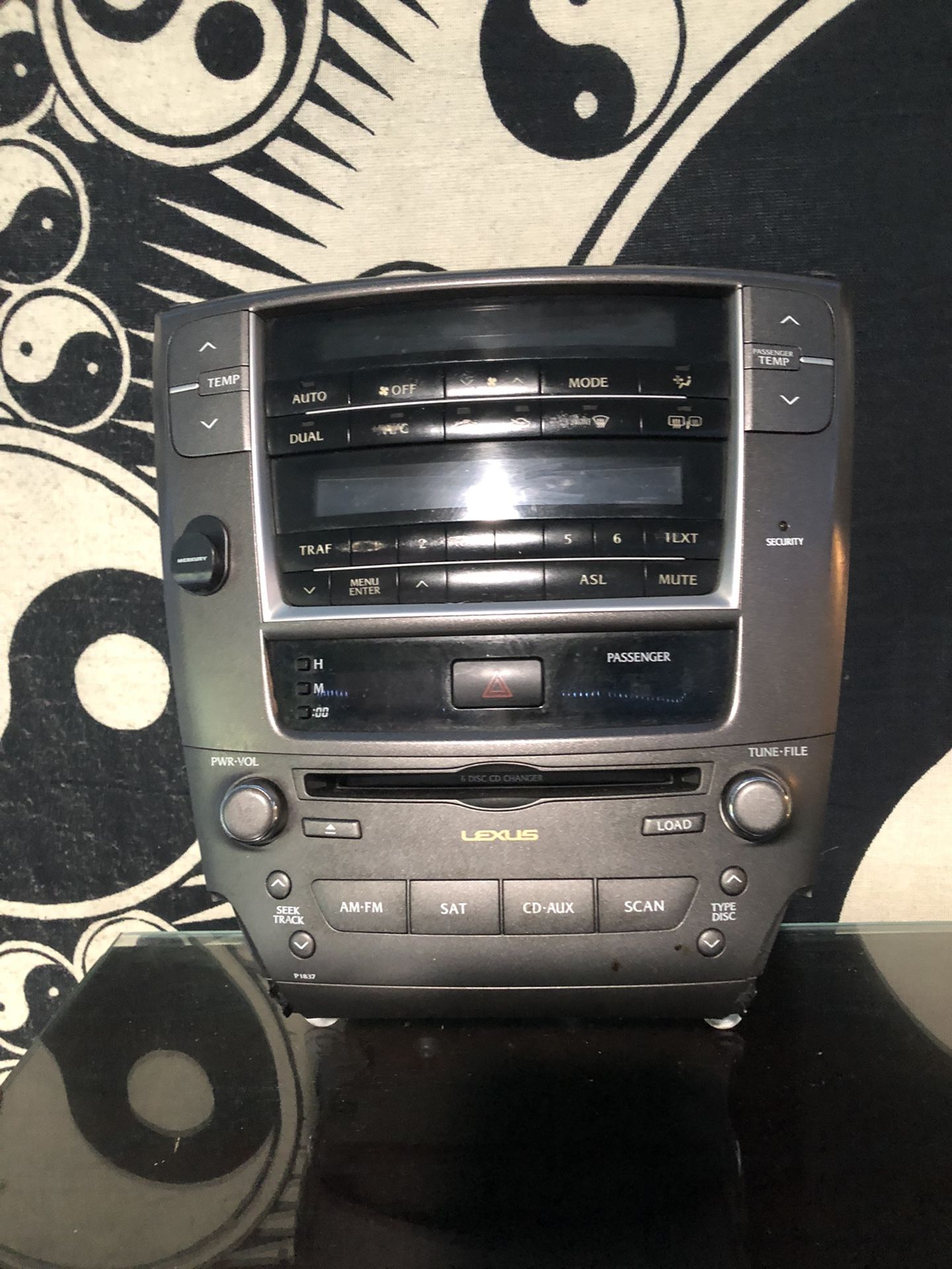 lexus IS stereo head unit