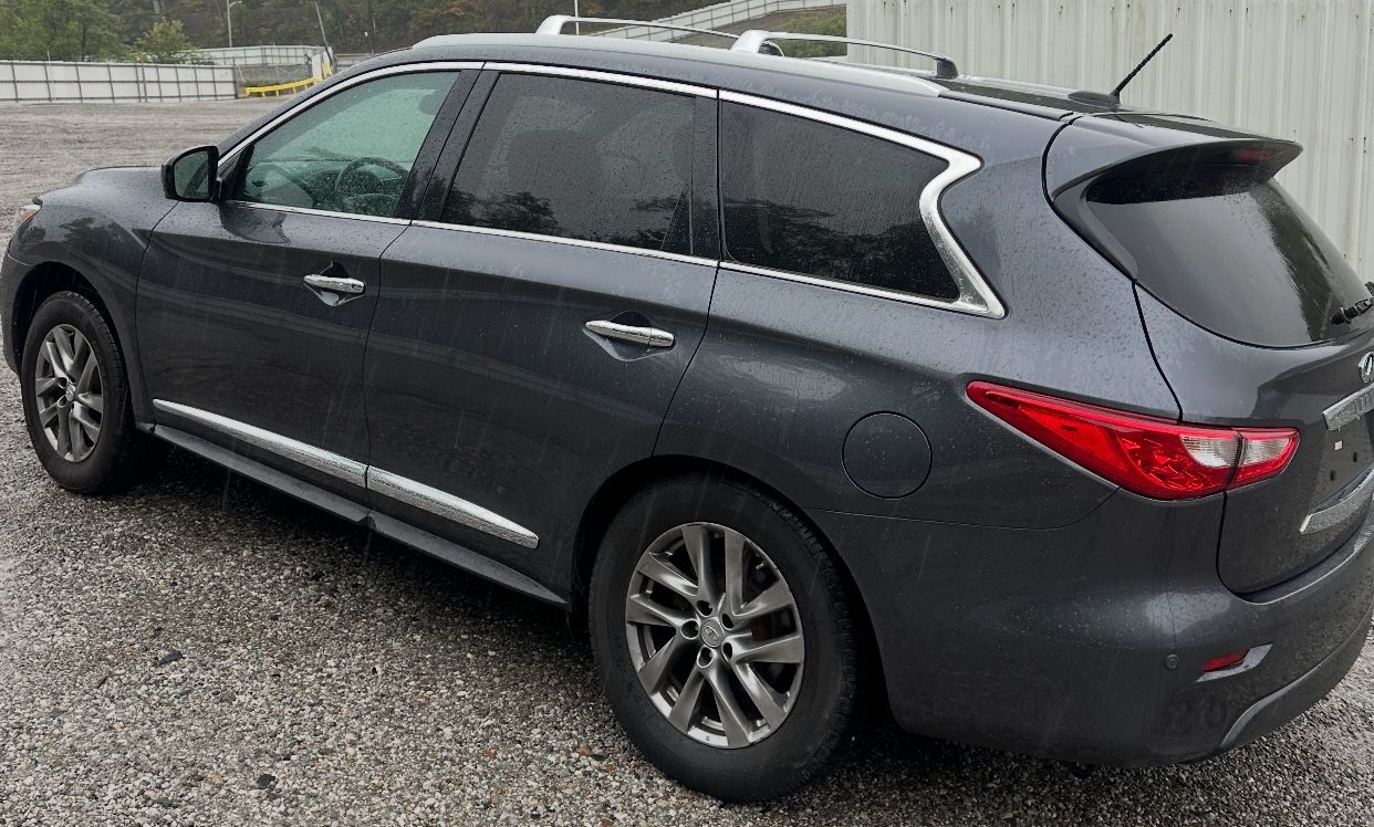 2013 Infiniti Jx35