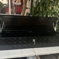 Truck Bed Tool Box
