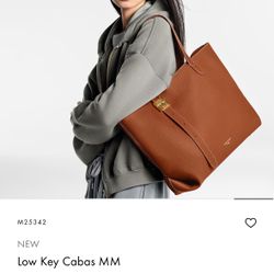 Low Key Cabas MM Tote Shopping Bag Purse Size 47.0 x 30.0x14.0cm
