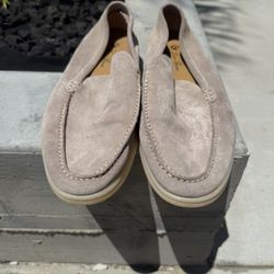 Loro Piana Summer Walker Size 43