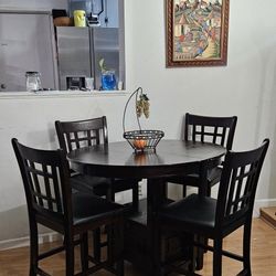 Dinning Table  4 Chairs 