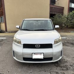 2010 Scion xB Clean Title – Runs Great