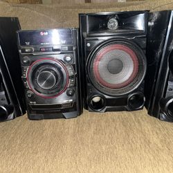 LG Surround Sound Speaker System 