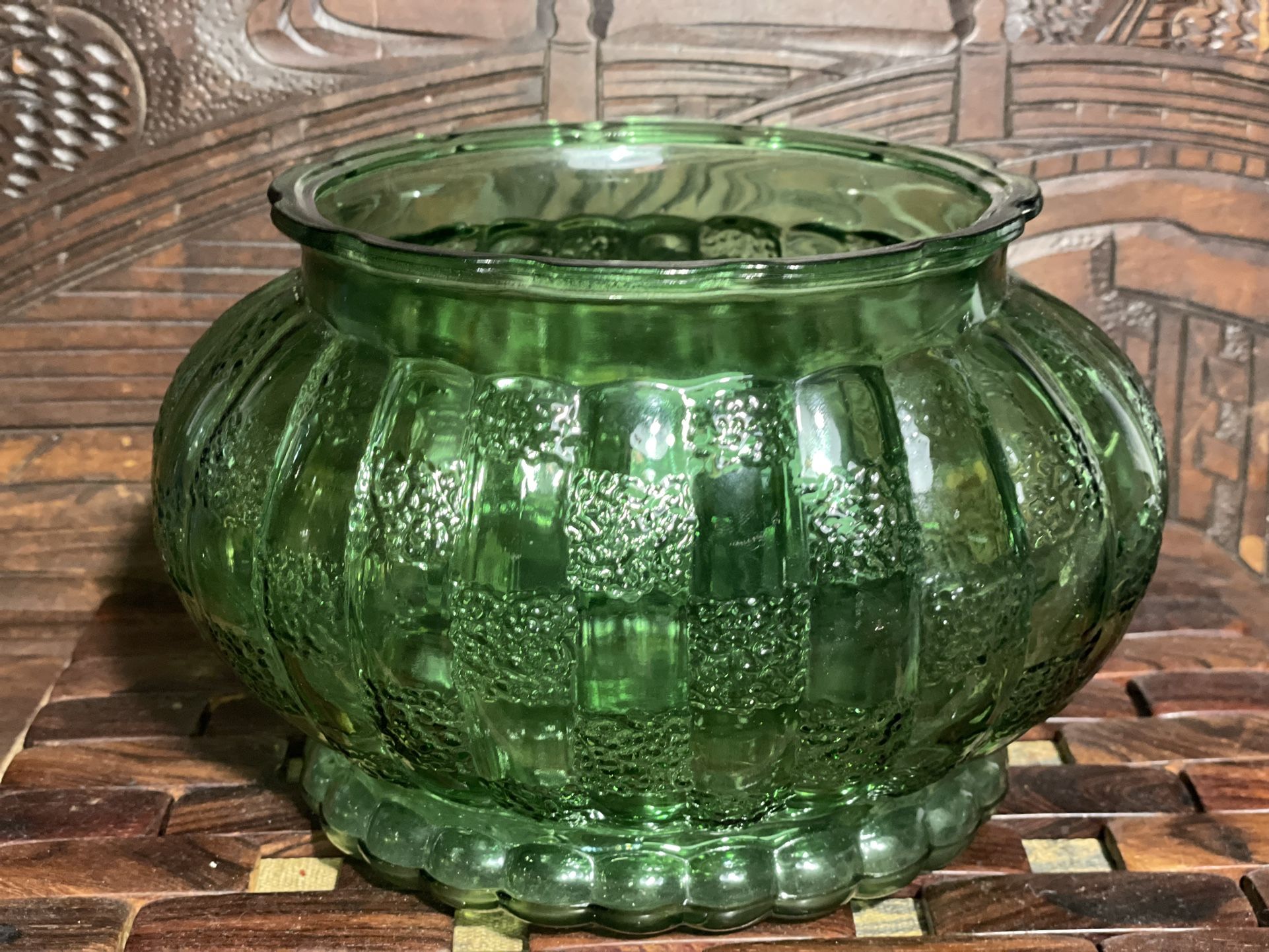 ALR Co R 18 vintage green glass melon vase.