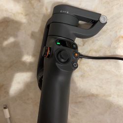 DJI Osmo Mobile 6 Gimbal Stabilizer for Smartphones