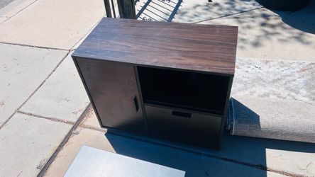 Tv stand