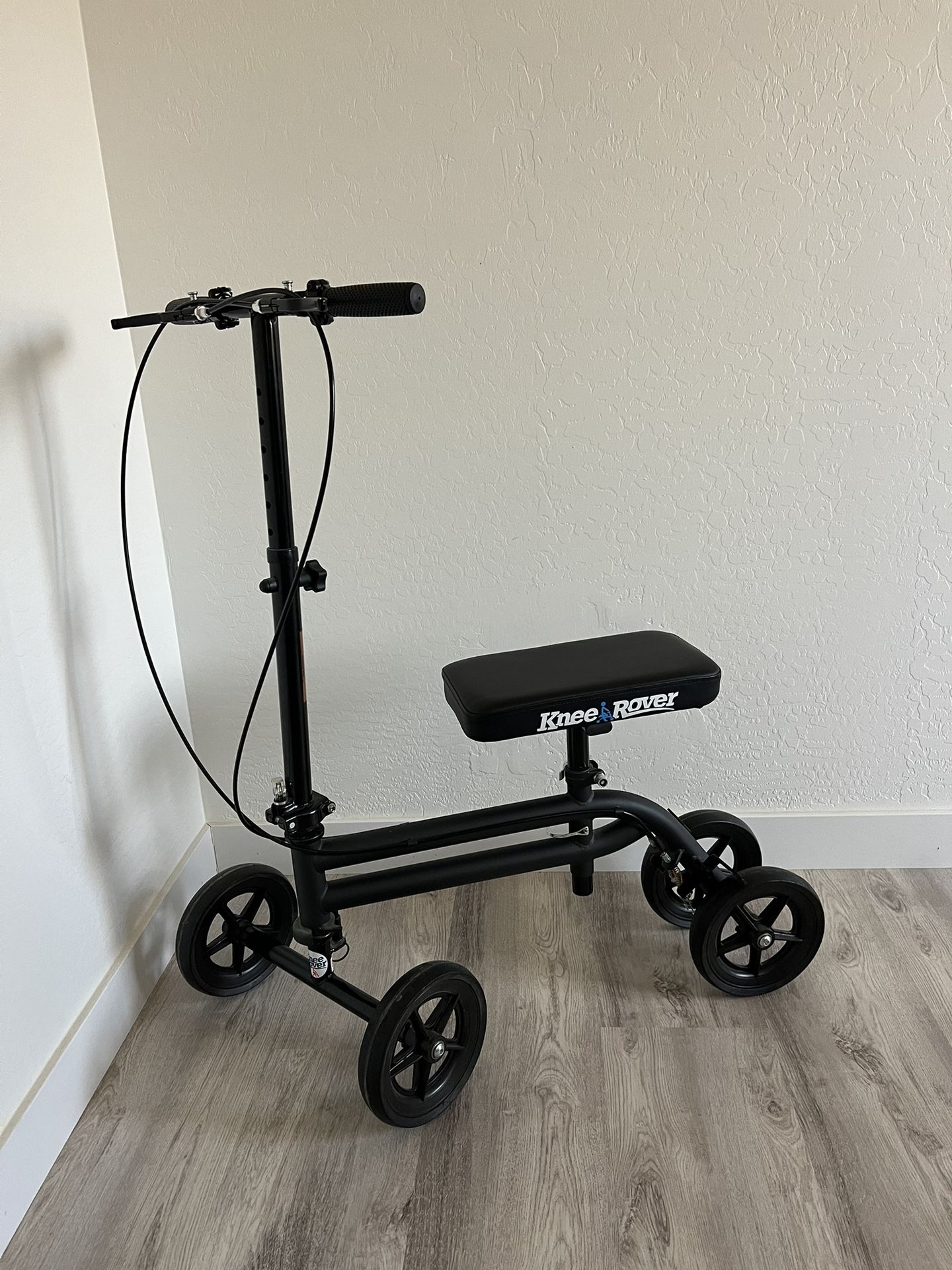 KneeRover Scooter